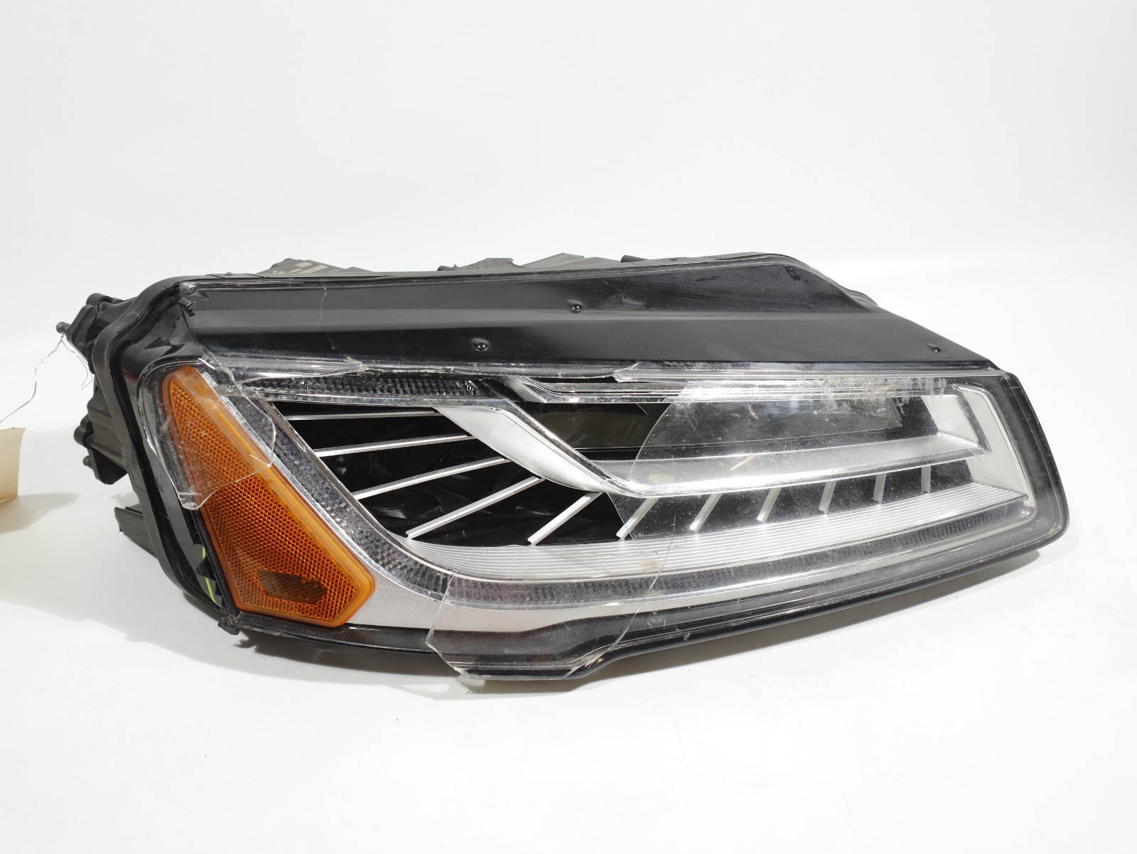 2015-2018 Audi A8L Quattro A8 S8 D4 Facelift RIGHT RH LED Headlight OEM DAMAGED 2015-2018 Audi A8L Quattro A8 S8 D4 Facelift RIGHT RH LED Headlight OEM DAMAGED