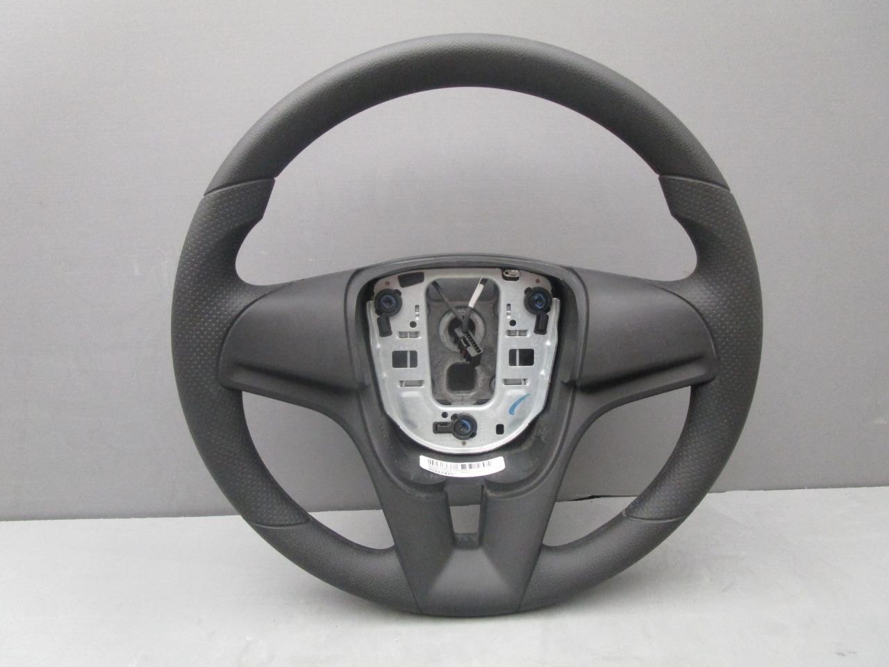 OEM 2011-2016 Chevy Cruze Steering Wheel Black Vinyl Without Controls 95227475