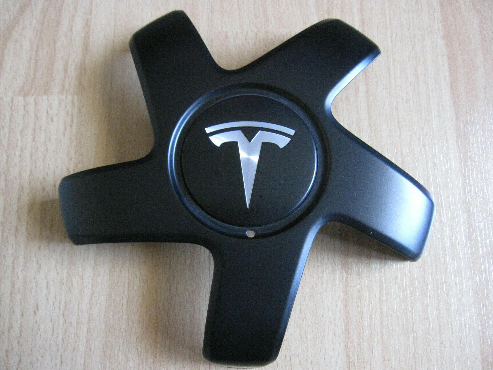Genuine OEM 2017-2023 Tesla Model 3 center cap 19