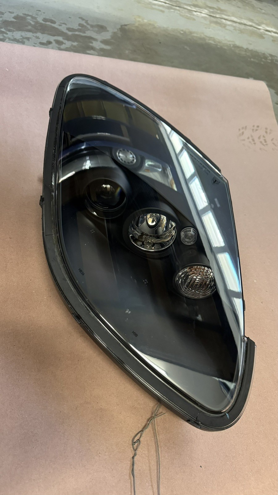 2008-2012 TESLA ROADSTER RIGHT HEADLIGHT