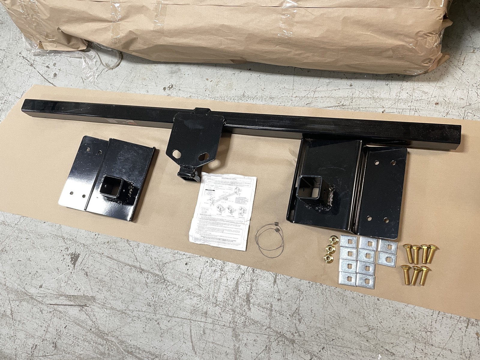 CURT 13703 ADJUSTABLE RV HITCH 3500 LB TRAILER MAX 350 LB MAX TONGUE