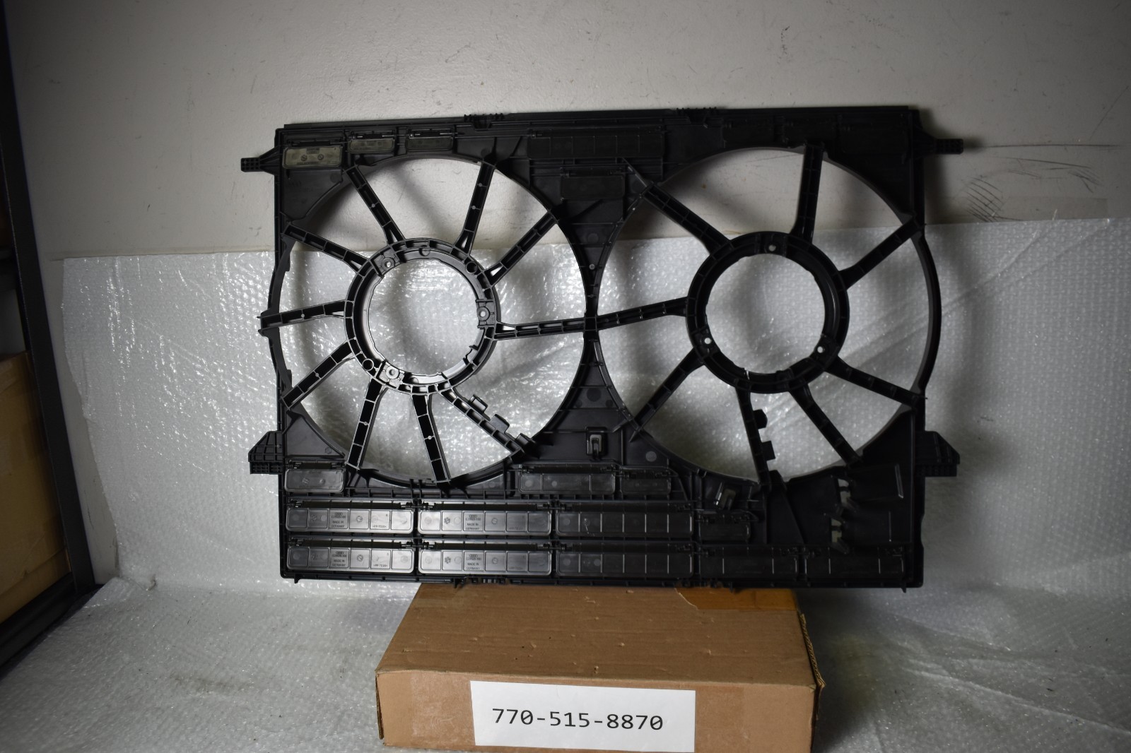 AUDI S8 BASE FAN SHROUD 2020-2024 OEM 4M0 121 207 A