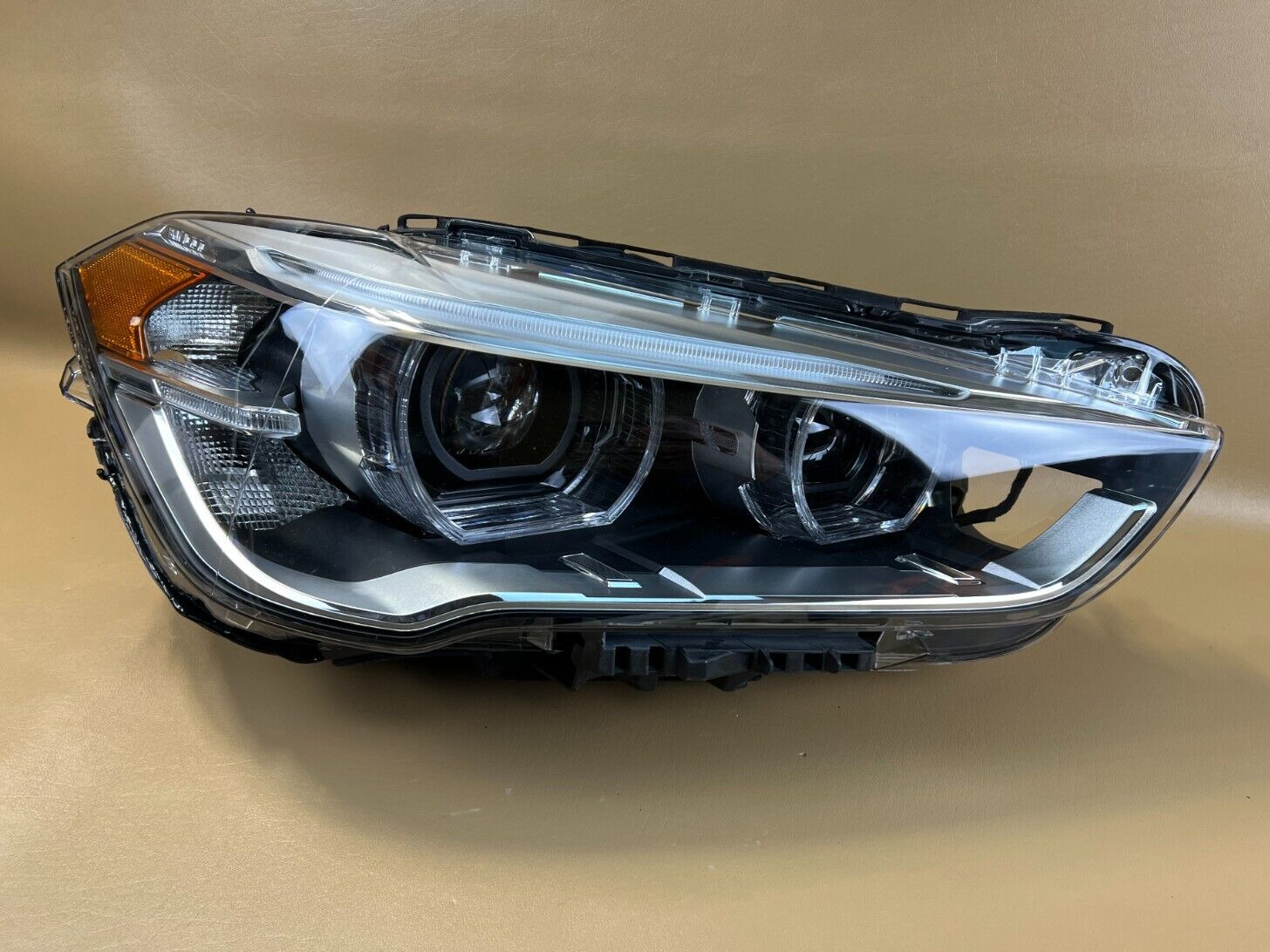 MINT 2017-2019 BMW X1 F48 RIGHT PASSENGER SIDE HEADLIGHT LED OEM 63117472224