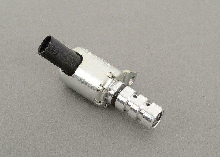 NEW AUDI A4 B8 OIL CONTROL VALVE 059115243B OEM