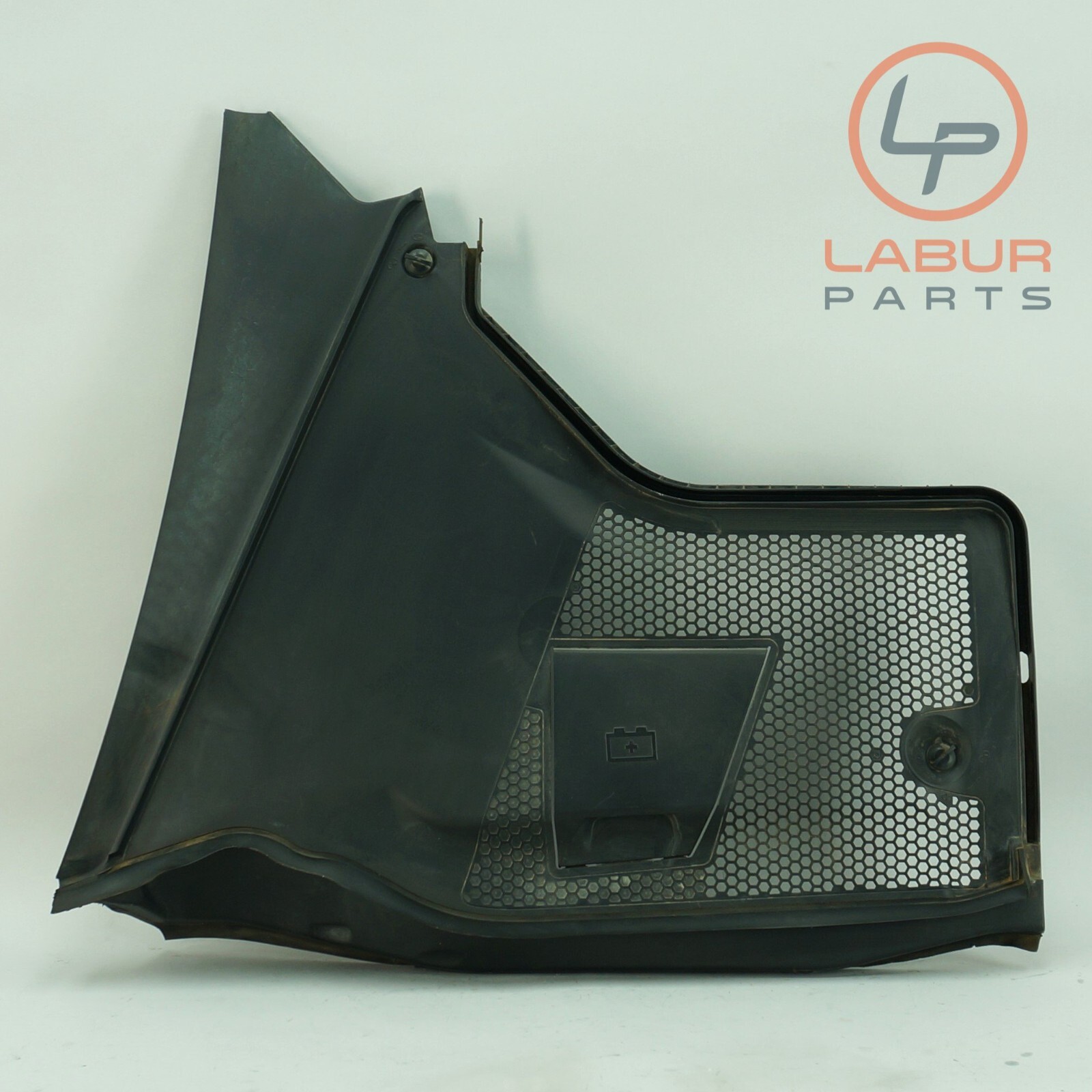 W205 15-23 Mercedes C Class Front Right Side Water Baffle Z6285