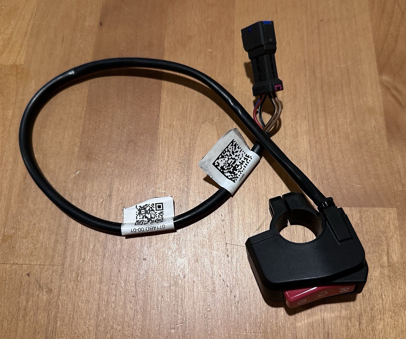 ❗️NEW KTM EXC (F), SX-F, SMR, SX Handlebar Switch Start Stop Button A49011074000 ❗️NEW KTM EXC (F), SX-F, SMR, SX Handlebar Switch Start Stop Button A49011074000
