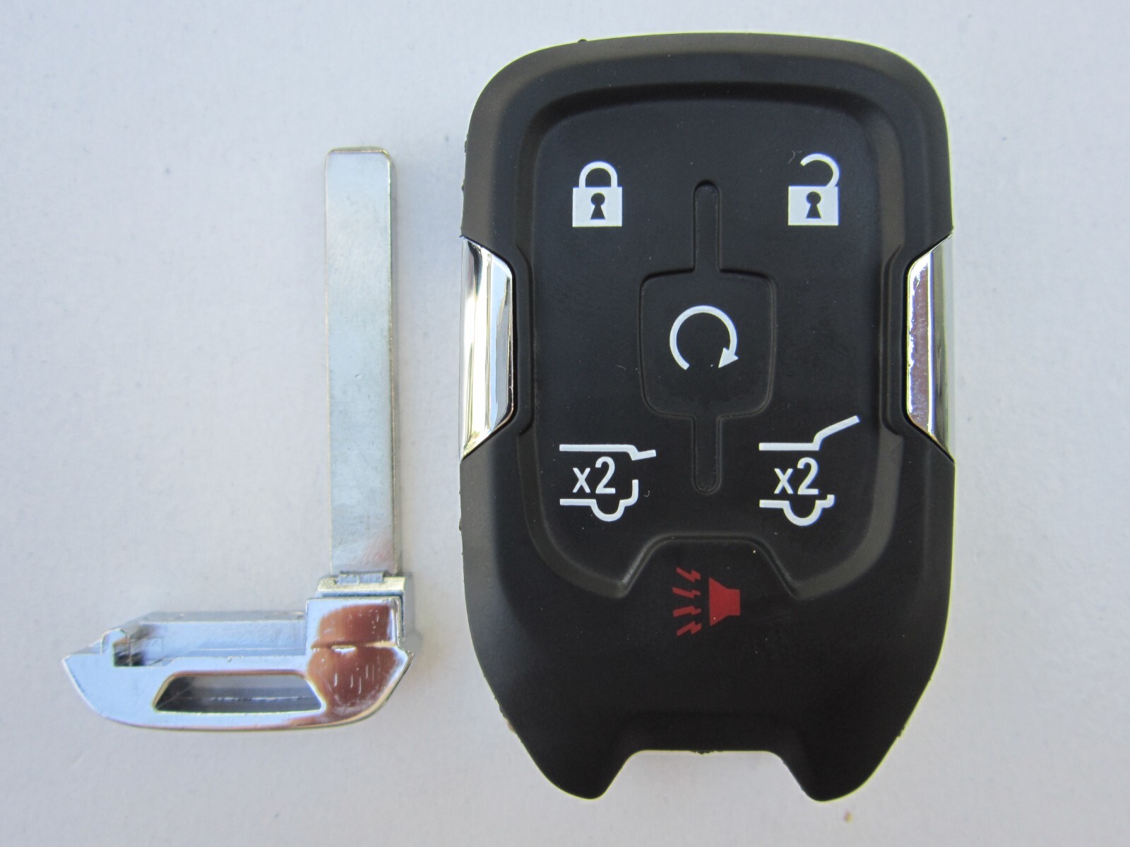 OEM 2015-2020 GMC YUKON KEYLESS REMOTE SMART KEY FOB 13508280 UNCUT KEY