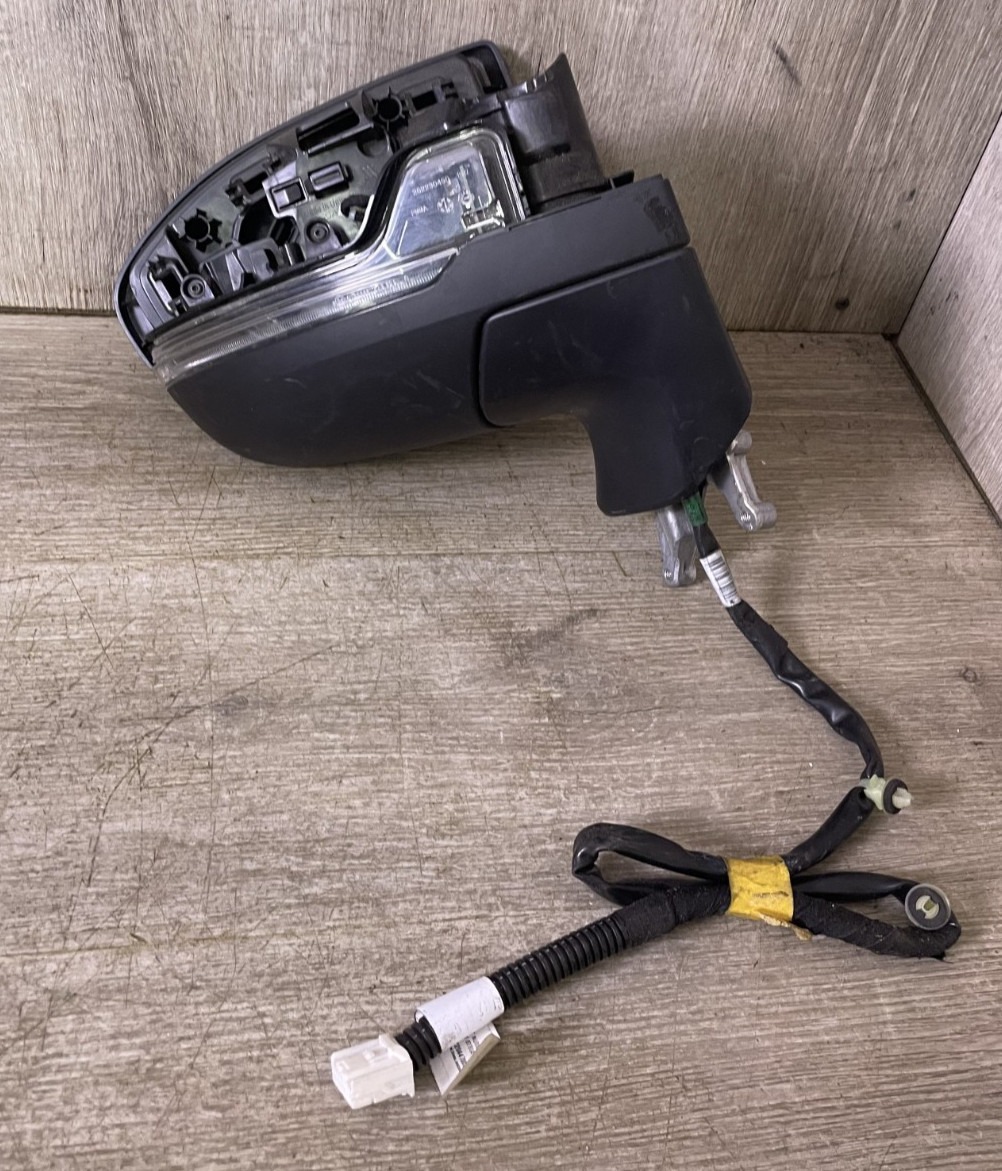 2022-2023 Nissan Pathfinder door Mirror RH PASSENGER OEM NO COVER