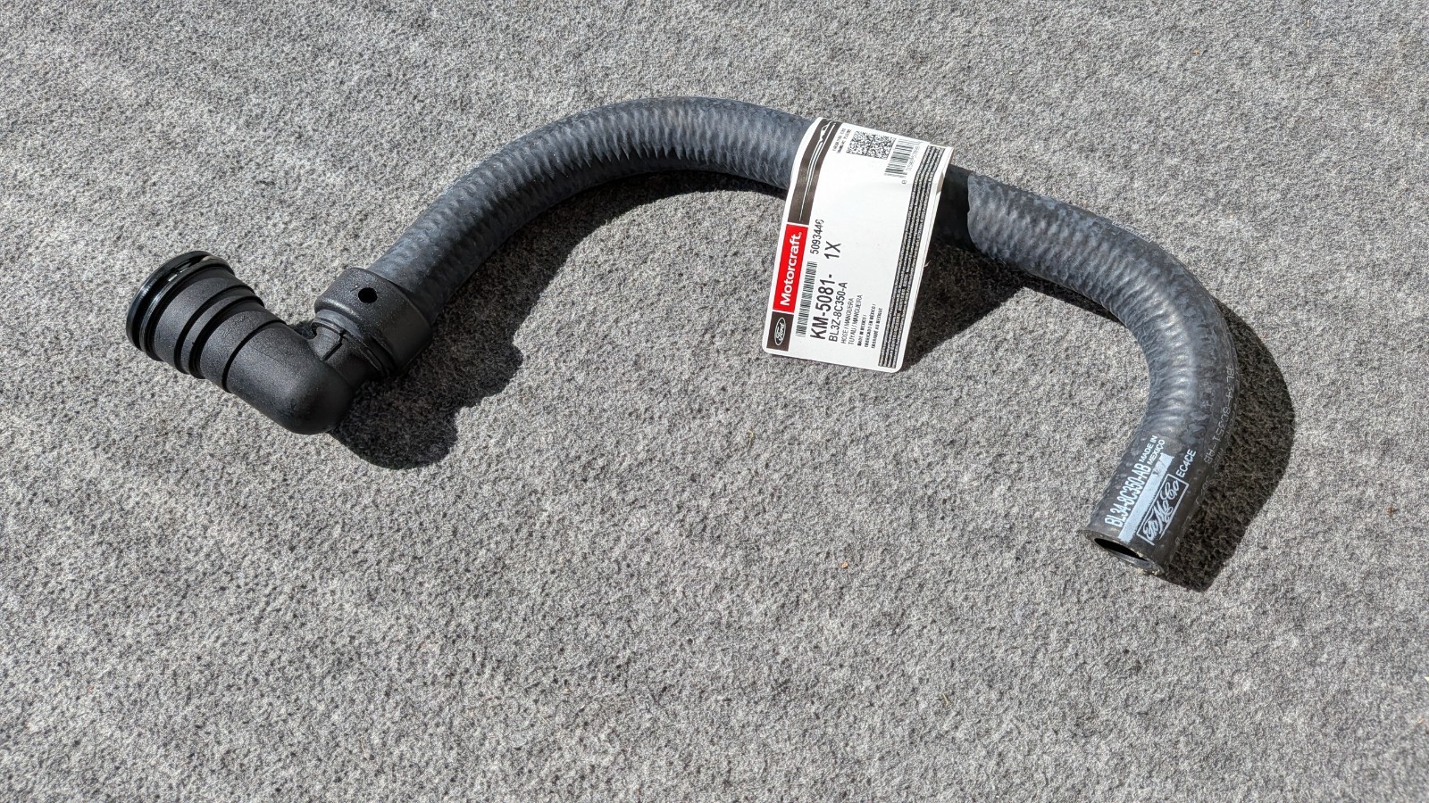 OEM NEW 11 thru 14 F-150 Ford 5.0L Coolant Bottle Reservoir Hose BL3Z-8C350-A OEM NEW 11 thru 14 F-150 Ford 5.0L Coolant Bottle Reservoir Hose BL3Z-8C350-A