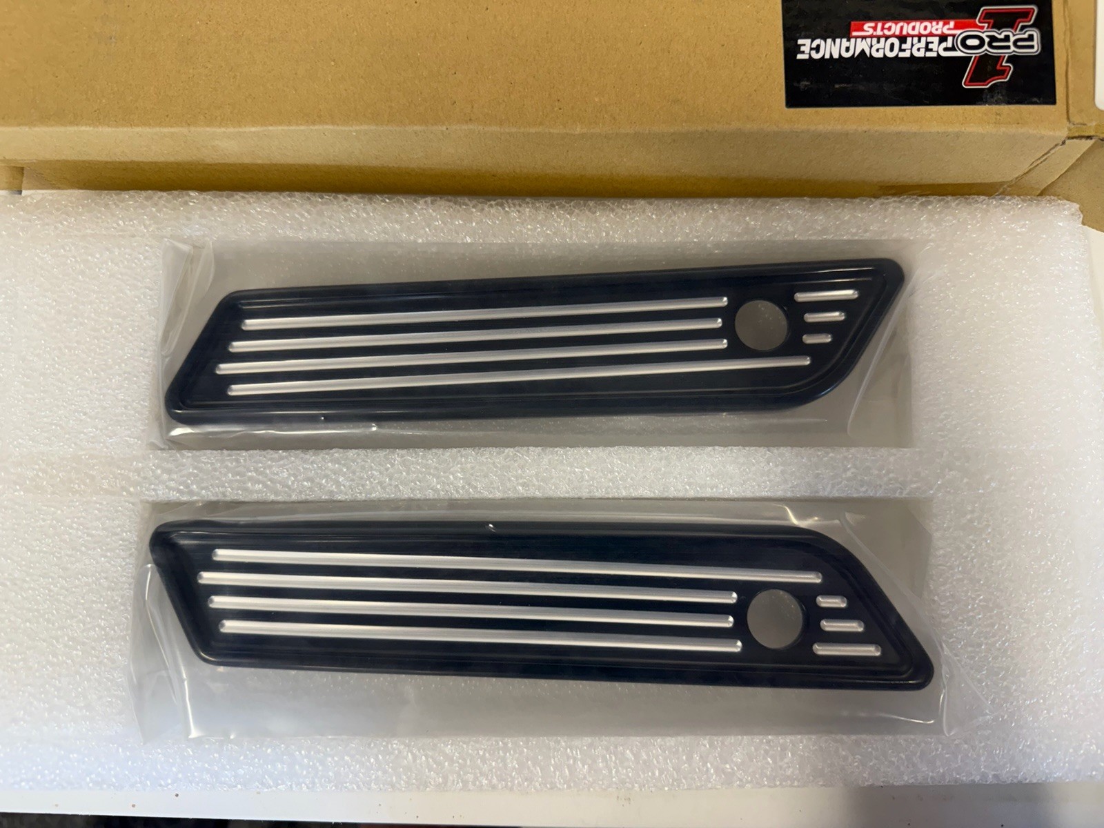 Pro-One Perf.Mfg. Cover Latch 104722B