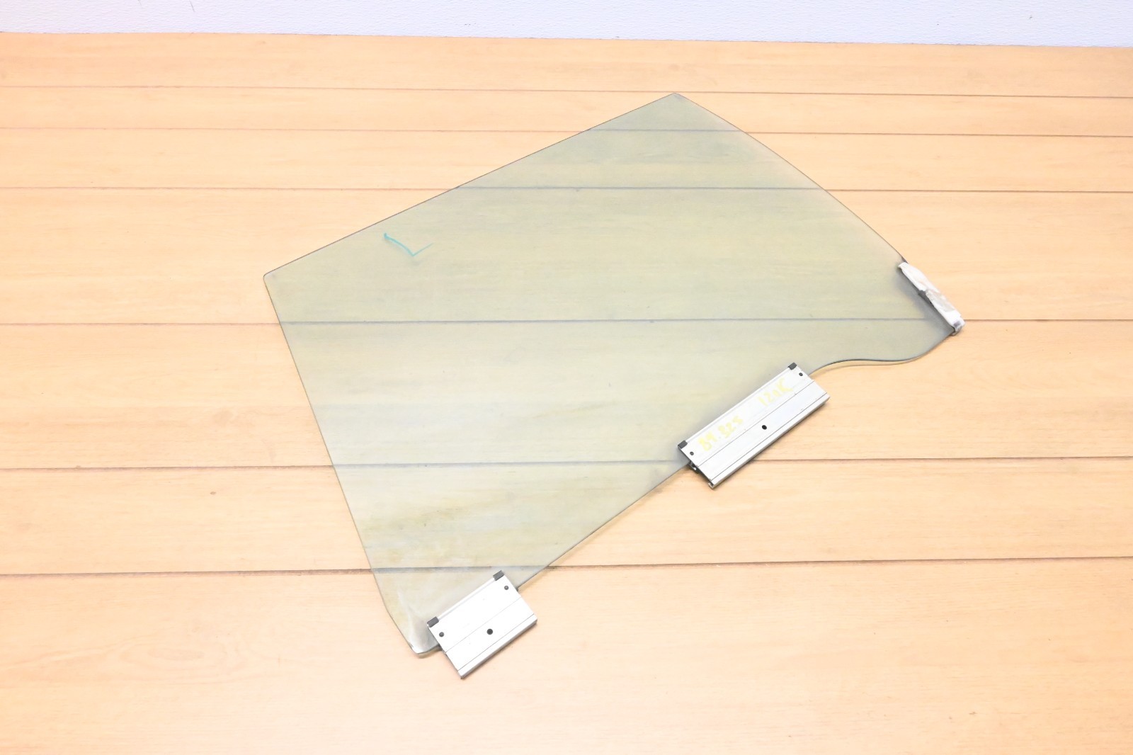 1987-1993 BMW E30 318 325 Convertible Front Left Driver Door Window Glass OEM