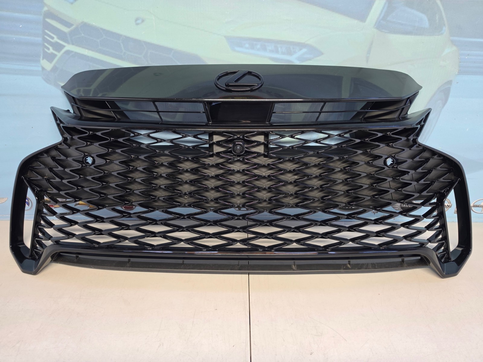 2026 LEXUS IS F-SPORT SEDAN FRONT GRILLE W-CAMERA, EMBLEM AND SENSOR RADAR OEM