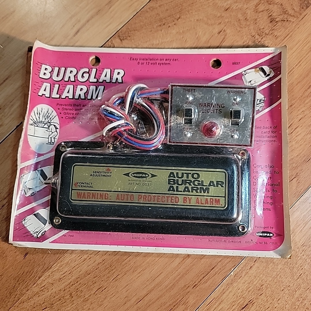 Vintage Unipak Auto Car Burglar Alarm  New In Package