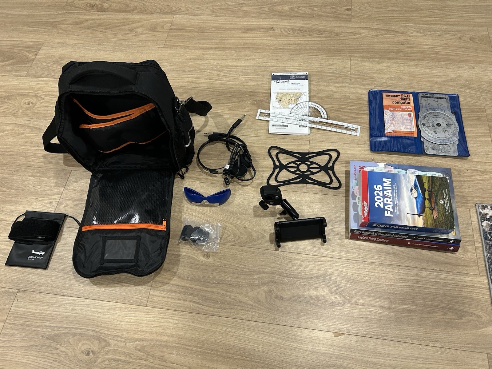 Complete Private Pilot Student Kit – Telex Headset 2026 FAR/AIM E6B Flight Bag