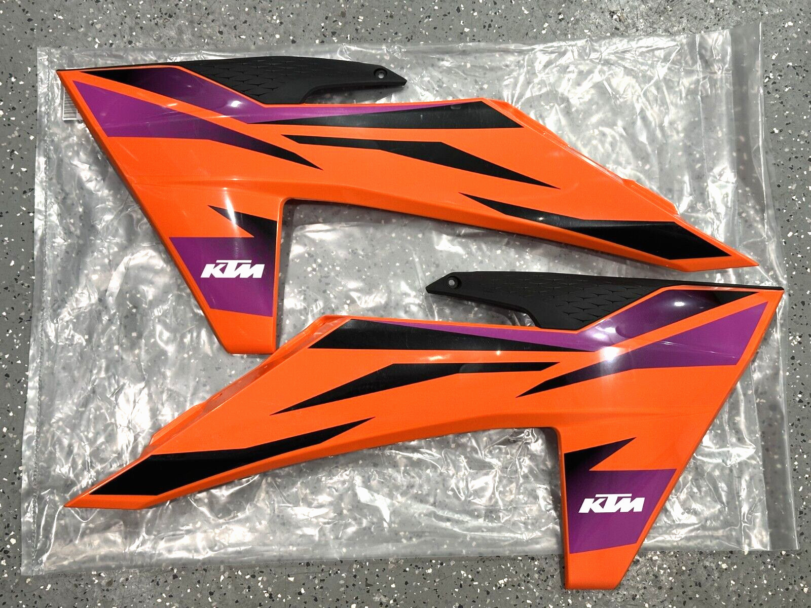 NEW 2024 KTM OEM Spoiler Shroud Set for Enduro Models XC-W XCF-W XW-F EXC EXC-F NEW 2024 KTM OEM Spoiler Shroud Set for Enduro Models XC-W XCF-W XW-F EXC EXC-F