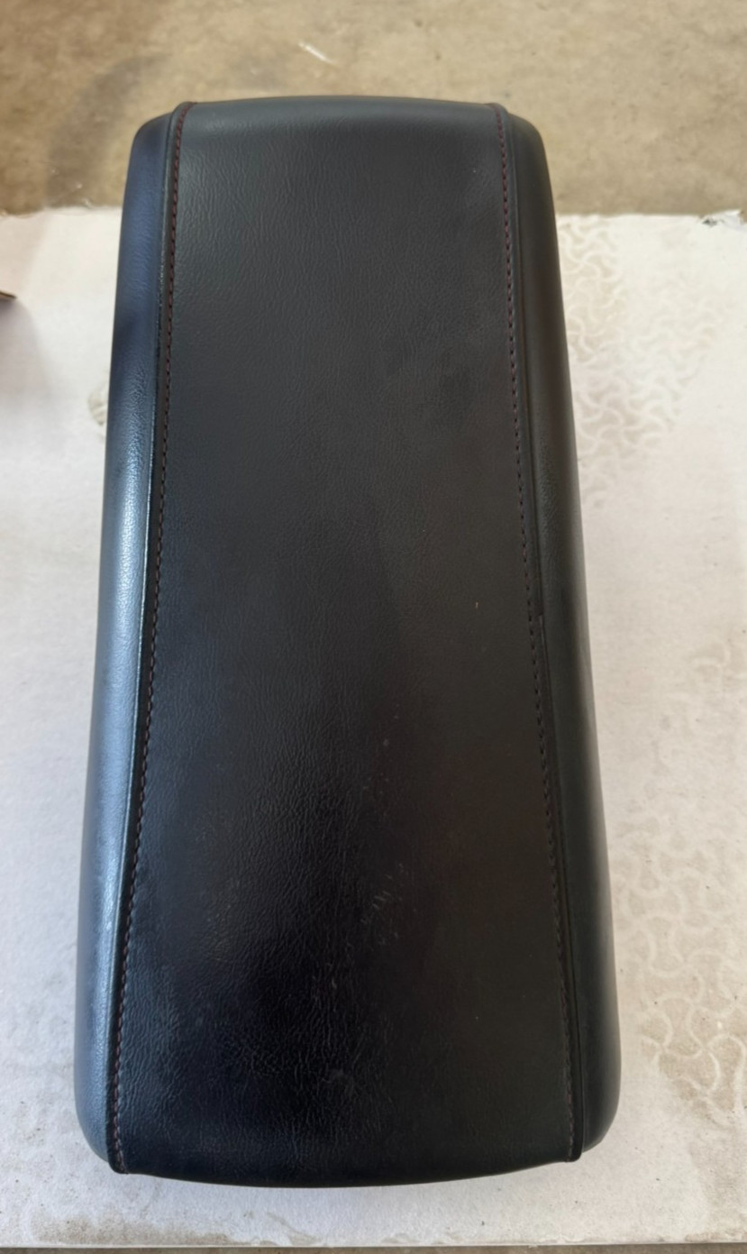 2011-2014 Ford Edge Center Console Arm Rest Armrest Lid Top Black Leather OEM