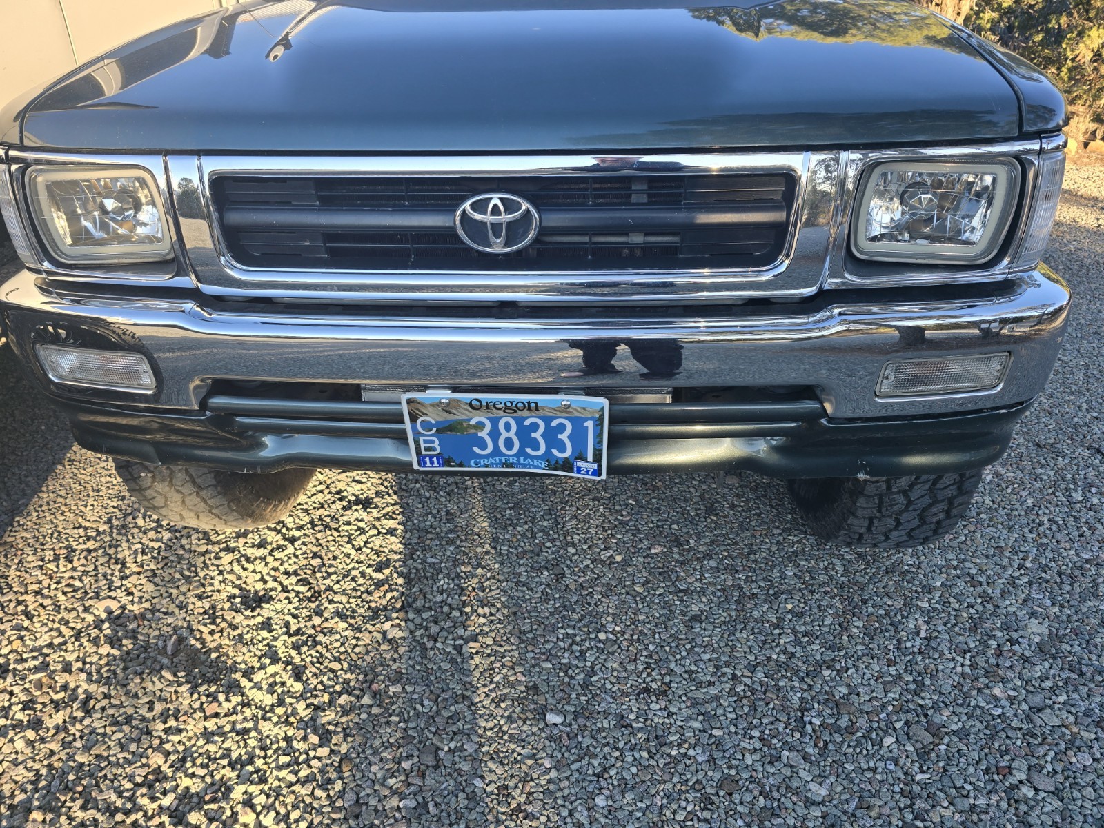 91 - 95 TOYOTA PICKUP 4WD 4X4 FRONT BUMPER BAR OEM CHROME USED 91 - 95 TOYOTA PICKUP 4WD 4X4 FRONT BUMPER BAR OEM CHROME USED