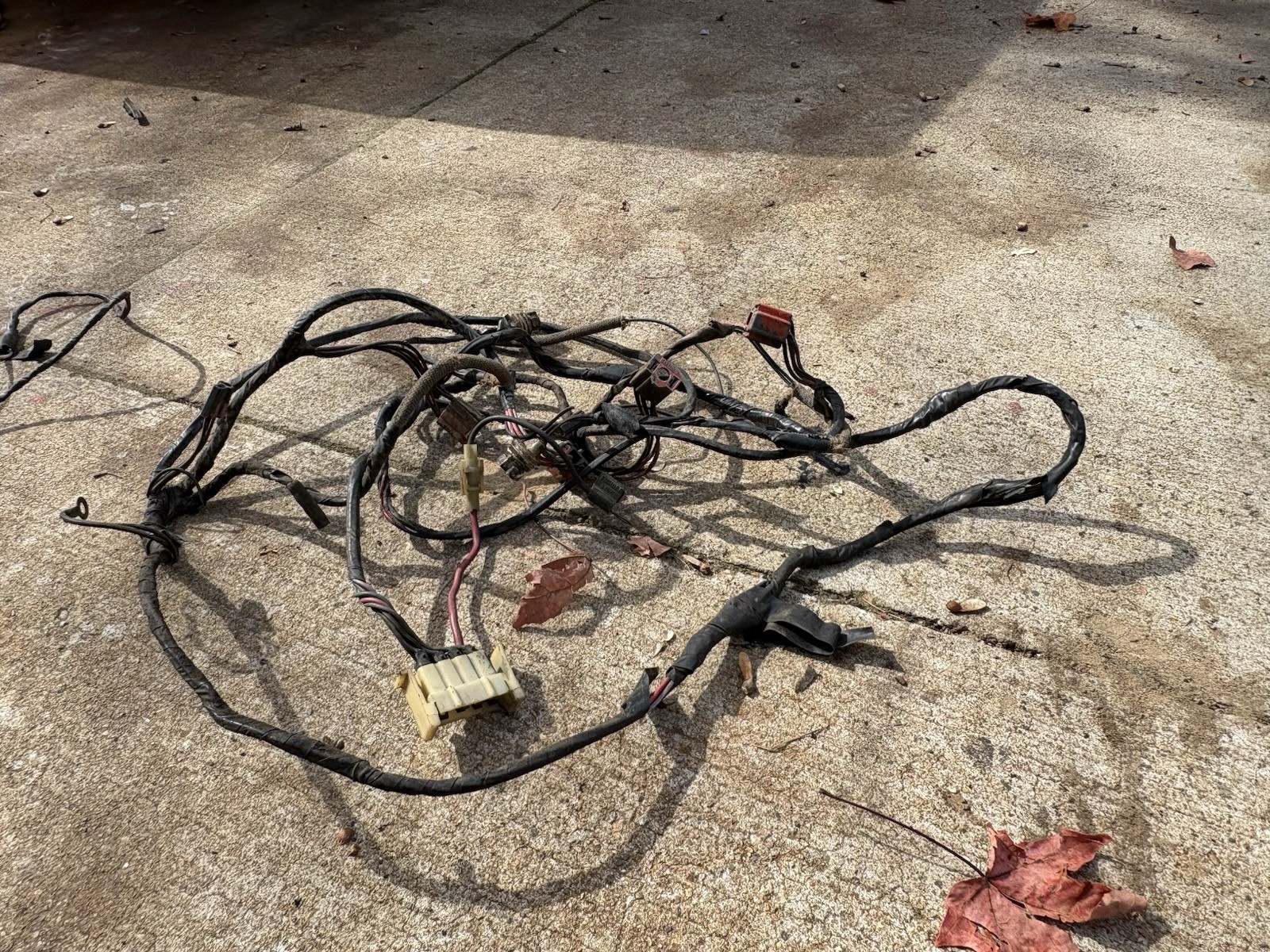 1970 - 74 Mopar E Body Headlight Wiring Harness Cuda Challenger 1970 - 74 Mopar E Body Headlight Wiring Harness Cuda Challenger