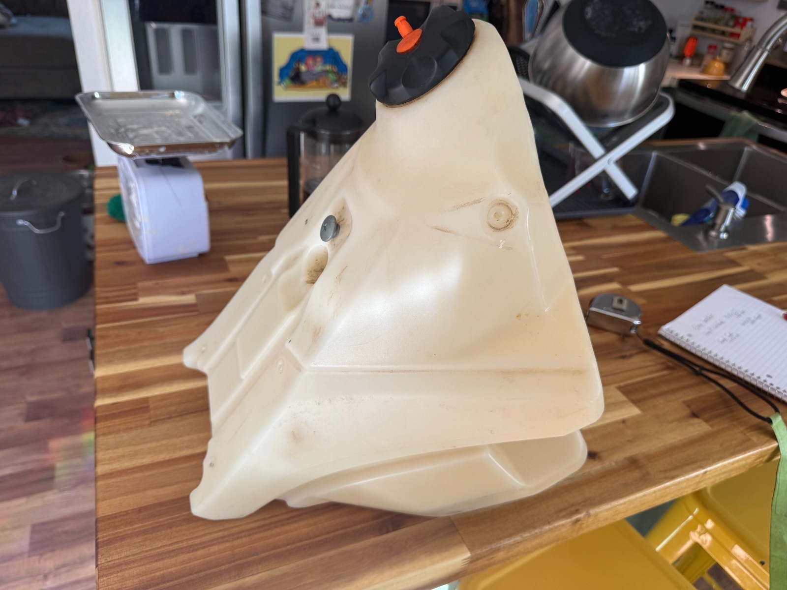2017-2018 ktm fuel tank. XC XCW model 2.6-3 gallon tank USED GOOD CONDITION 2017-2018 ktm fuel tank. XC XCW model 2.6-3 gallon tank USED GOOD CONDITION