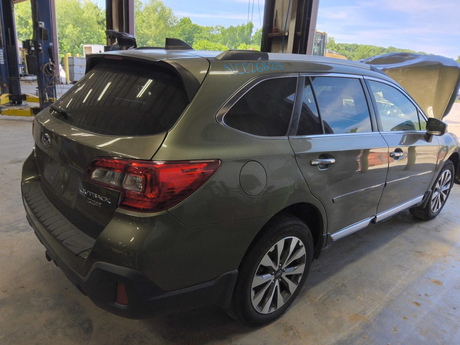 Used Roof Panel Glass fits: 2018 Subaru Legacy Wagon Outback Grade A