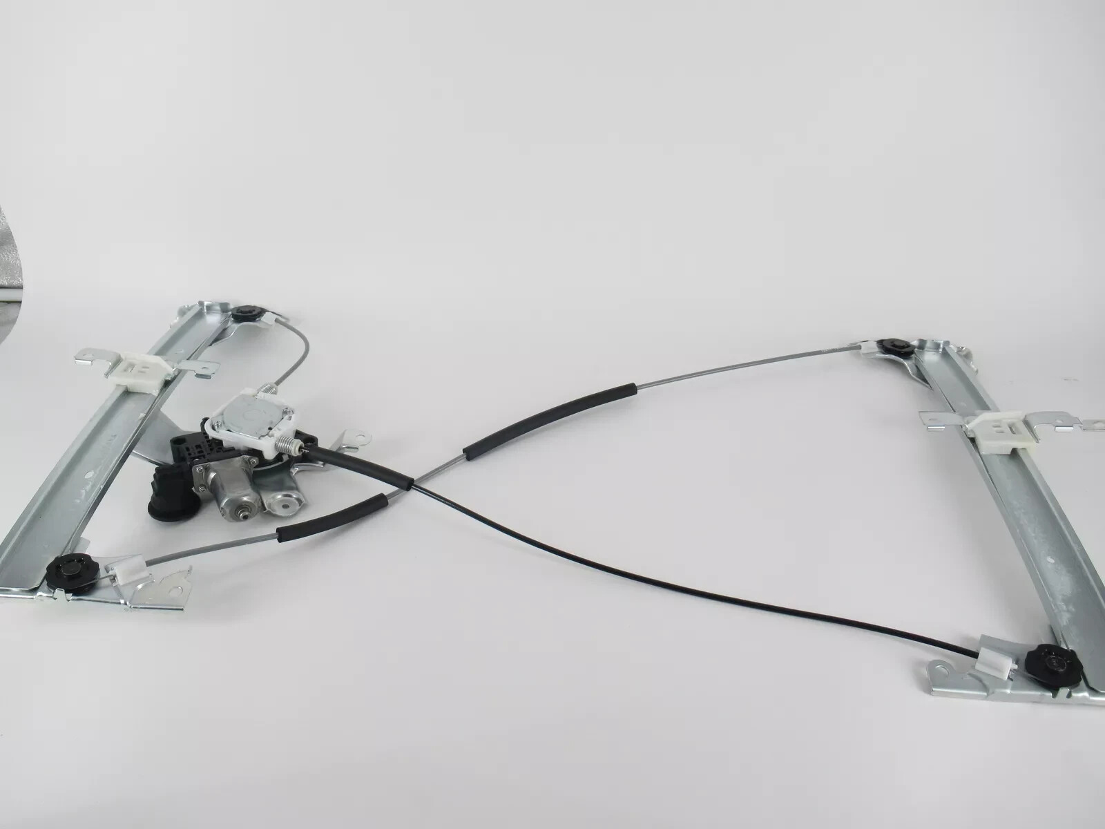 Genuine OEM Toyota 07-21 Tundra Back Window Glass Regulator w/ Motor 69850-0C050 Genuine OEM Toyota 07-21 Tundra Back Window Glass Regulator w/ Motor 69850-0C050