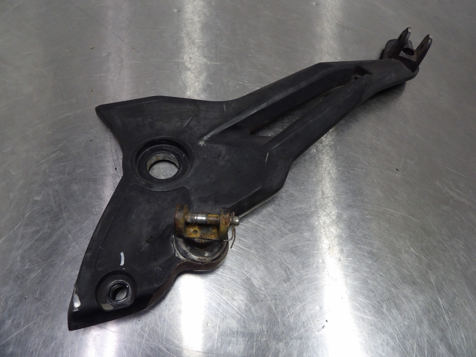 17-25 Benelli 302s left foot peg rest bracket 58226P100001