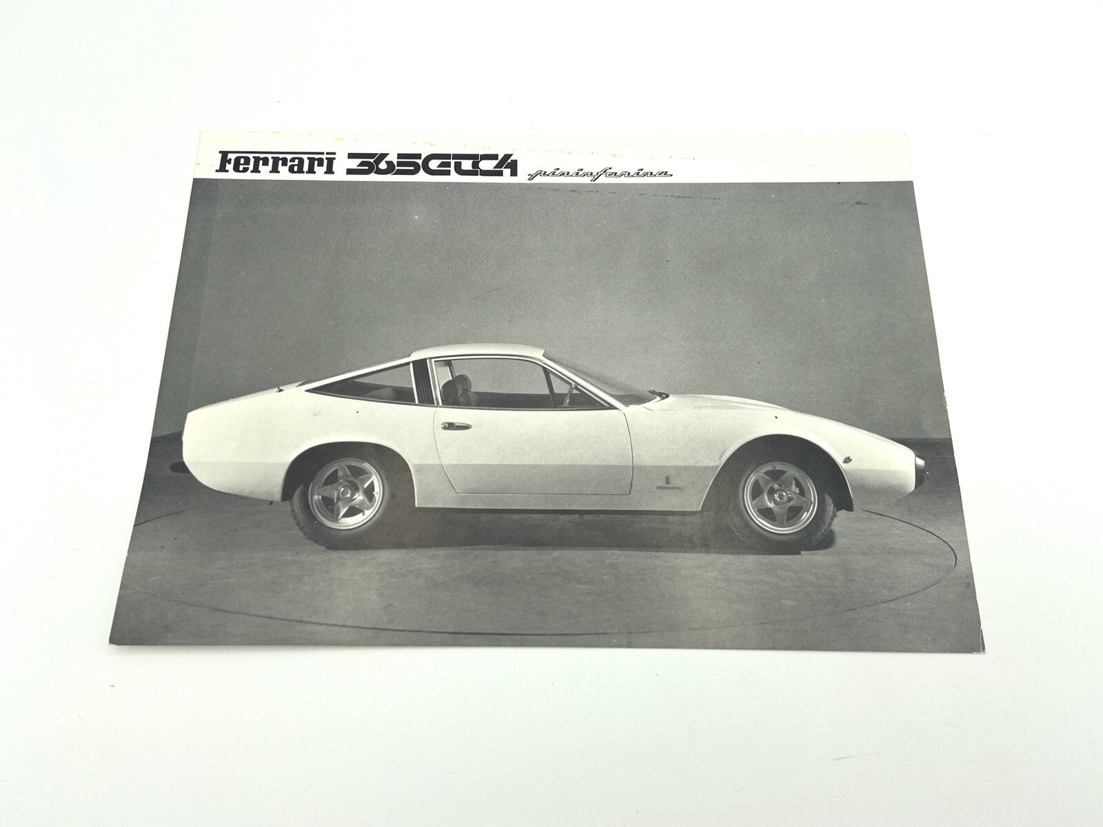 FERRARI 365 GTC4 PININFARINA PRESS FOLDER PHOTO | 1971 | CARROZZERIA PININFARINA FERRARI 365 GTC4 PININFARINA PRESS FOLDER PHOTO | 1971 | CARROZZERIA PININFARINA