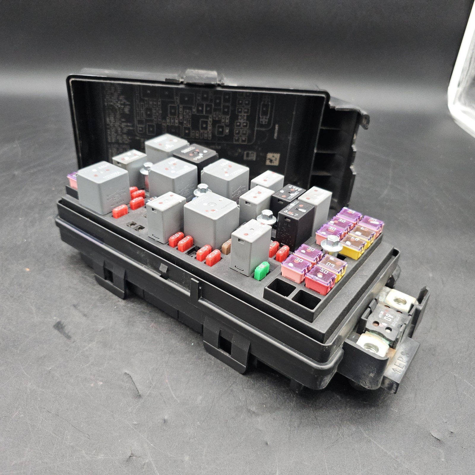 🏅  2008 Saturn Aura 2.4L  Fuse Box Relay Module  W/out  Fog Lights  25883019 🏅