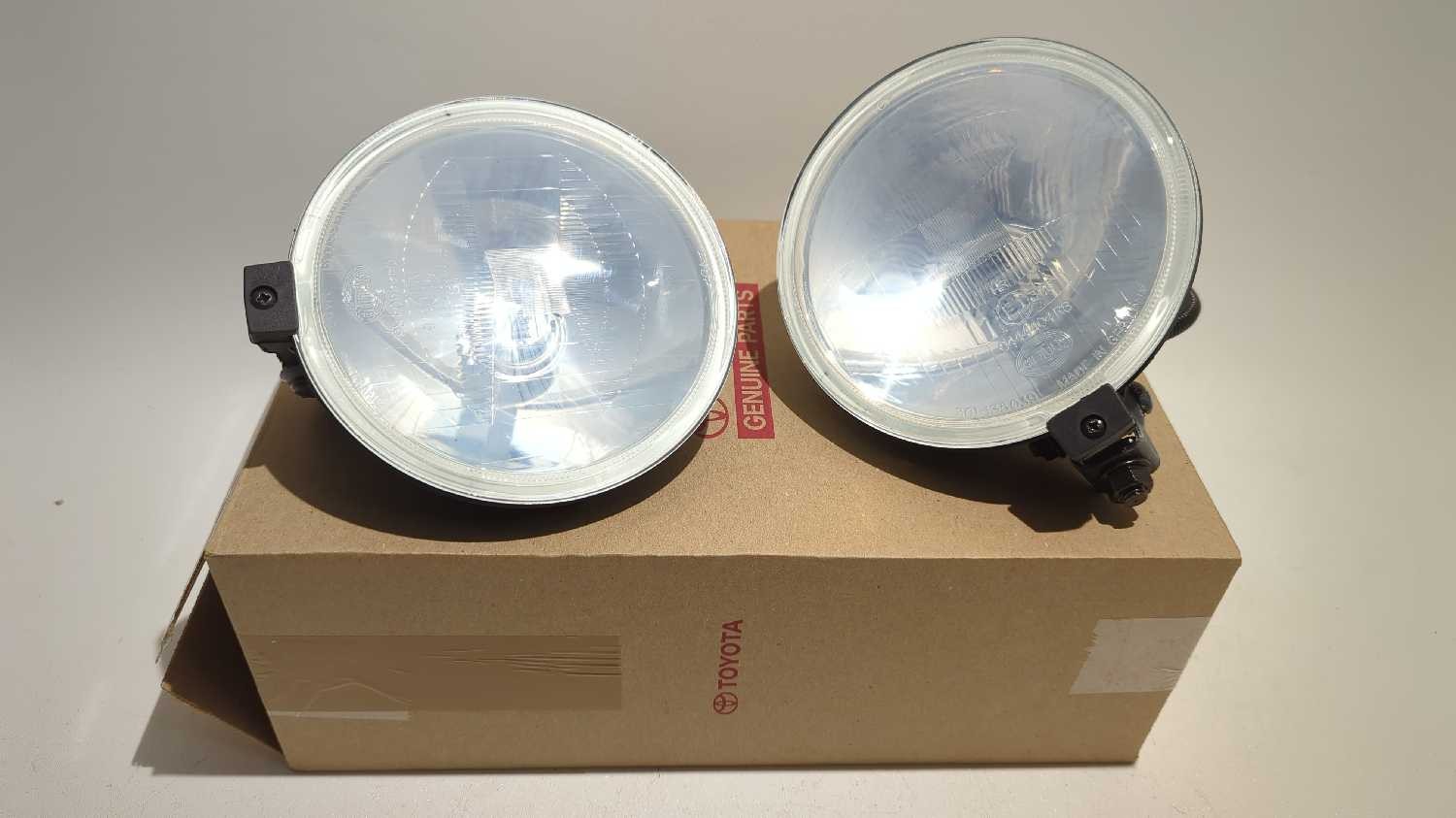 New OEM Genuine Toyota Roof Bumper Lights Kit 2007-2014 FJ Cruiser PT297-35061