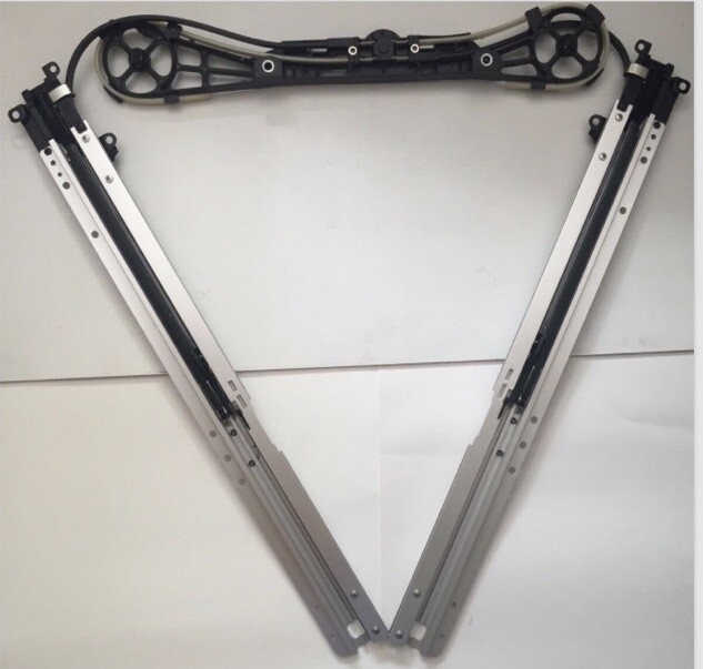 05-10 TOYOTA SCION TC PANAROMIC SUNROOF TRANSMISSION TRACK ASSEMBLY