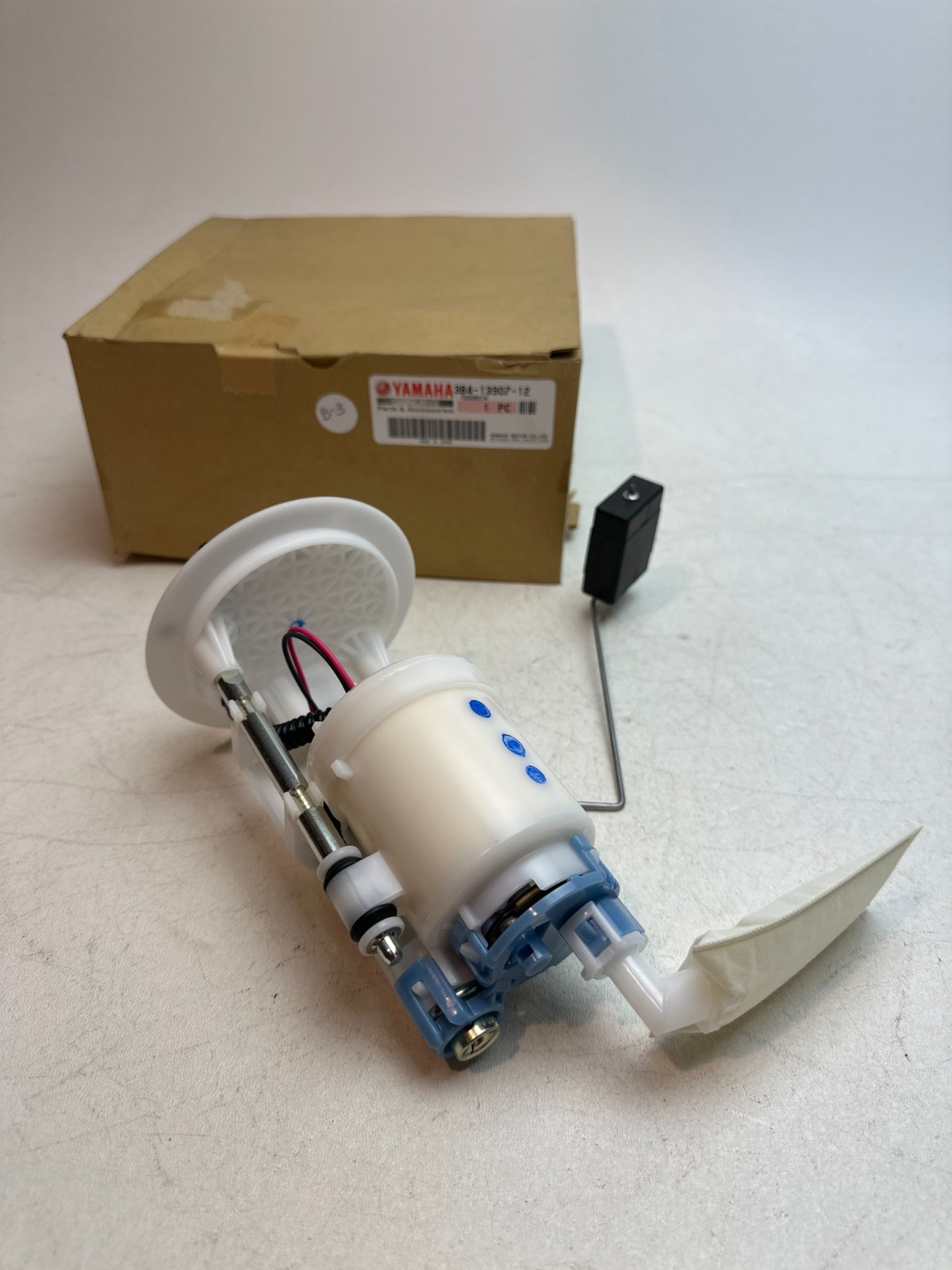 New Yamaha OEM Fuel Pump Assy 3B4-13907-12-00 Viking Wolverine