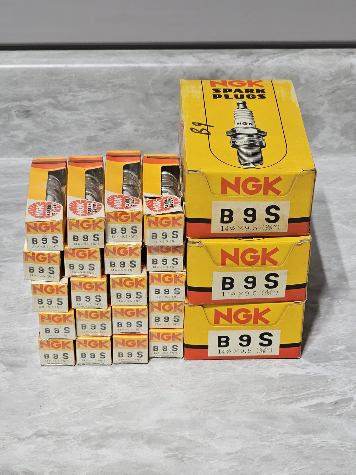 Quantity 50 New Old Stock NGK B 9S Spark Plugs Quantity 50 New Old Stock NGK B 9S Spark Plugs