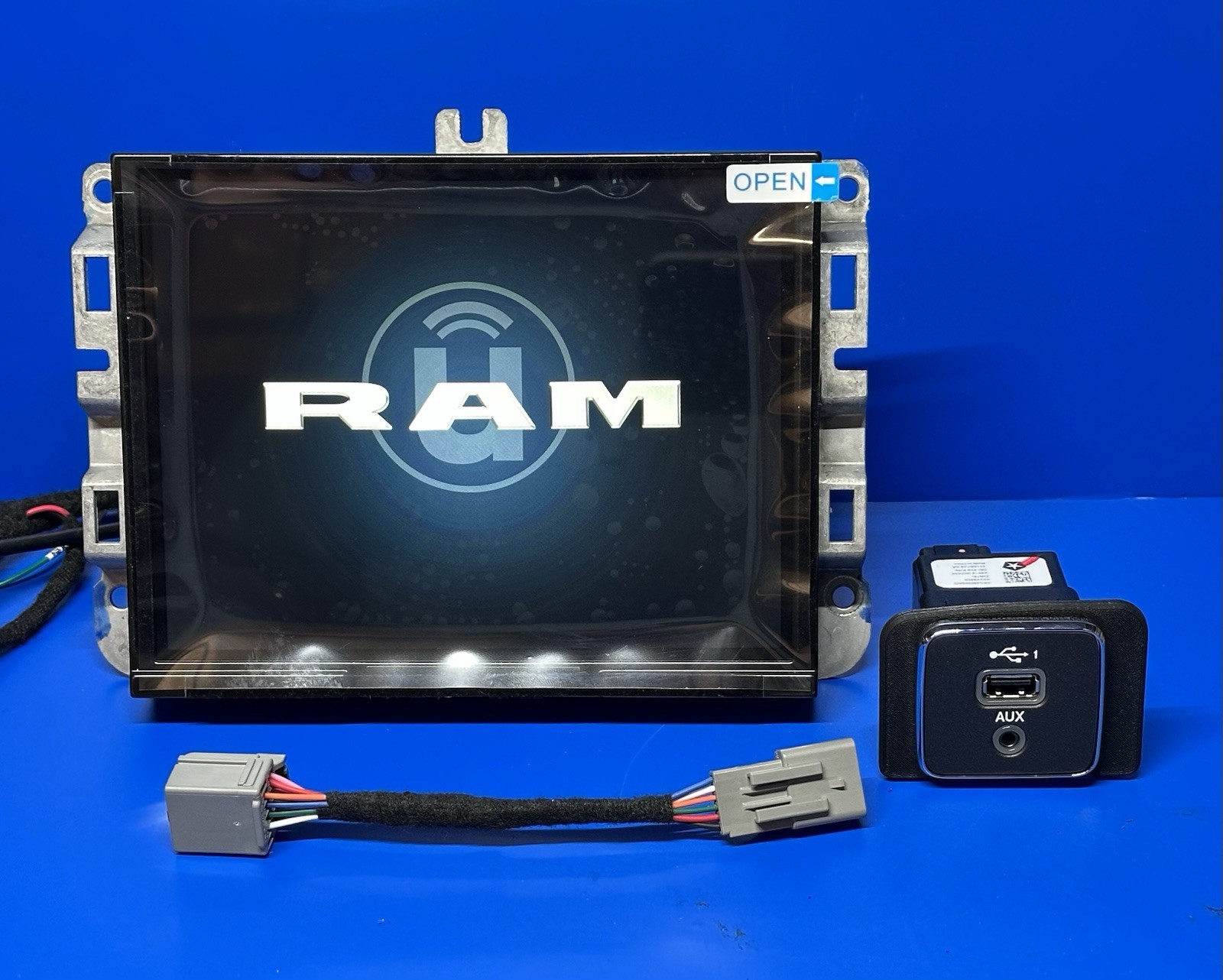 2013-2017 RAM 8.4” UAS CarPlay Upgrade Uconnect Touch Screen Radio Android Auto