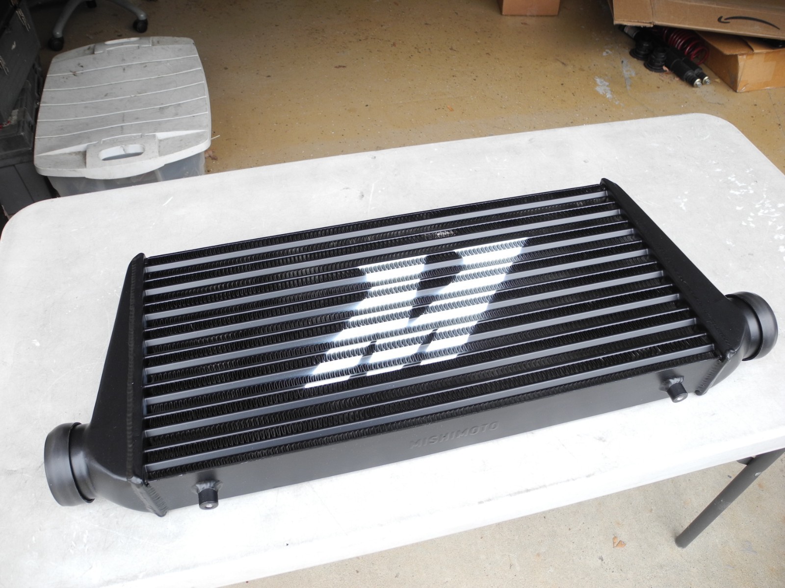 Mishimoto Universal Tube & Fin Intercooler 3