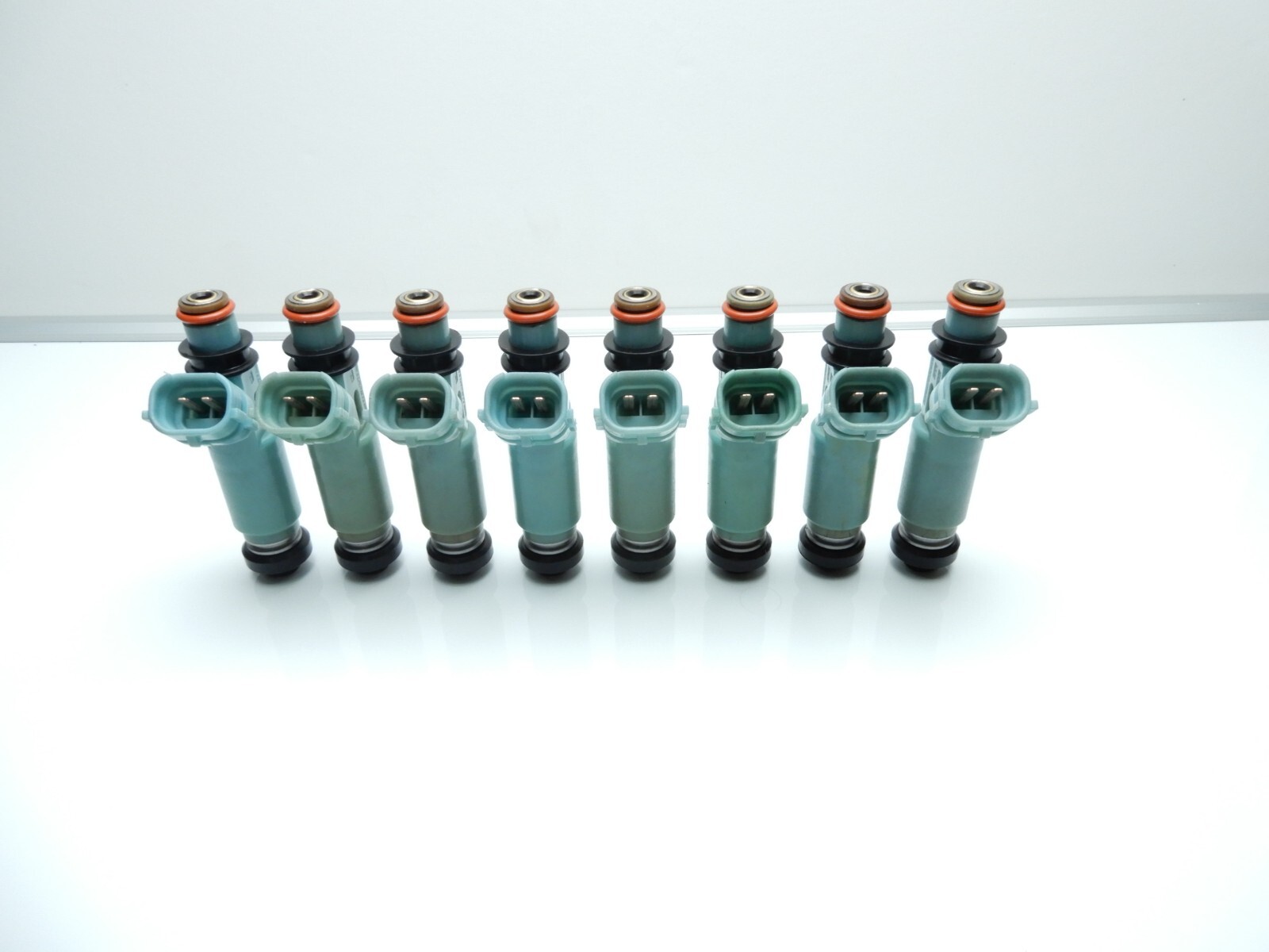 X8 OEM Denso 12-Hole UPGRADE Fuel Injectors TOYOTA Tundra 2000 - 2004 4.7L V8 X8 OEM Denso 12-Hole UPGRADE Fuel Injectors TOYOTA Tundra 2000 - 2004 4.7L V8