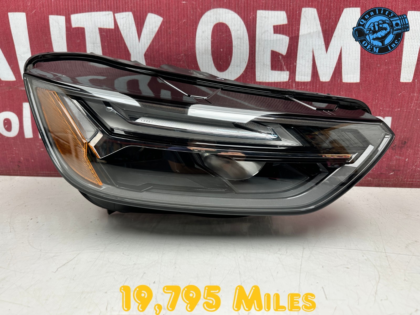 2021-2024 AUDI Q5 SQ5 FRONT RIGHT COMPLETE LED HEADLIGHT LAMP OEM 19 kmiles