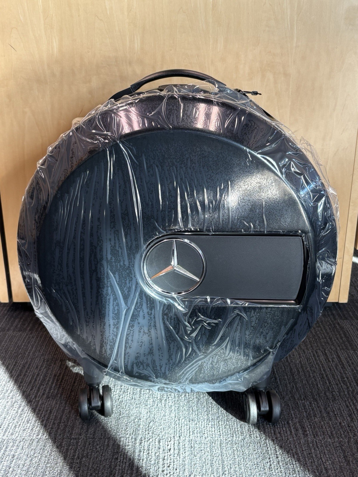 MERCEDES BENZ G CLASS SUITCASE OEM B67960059 BLACK BRAND NEW