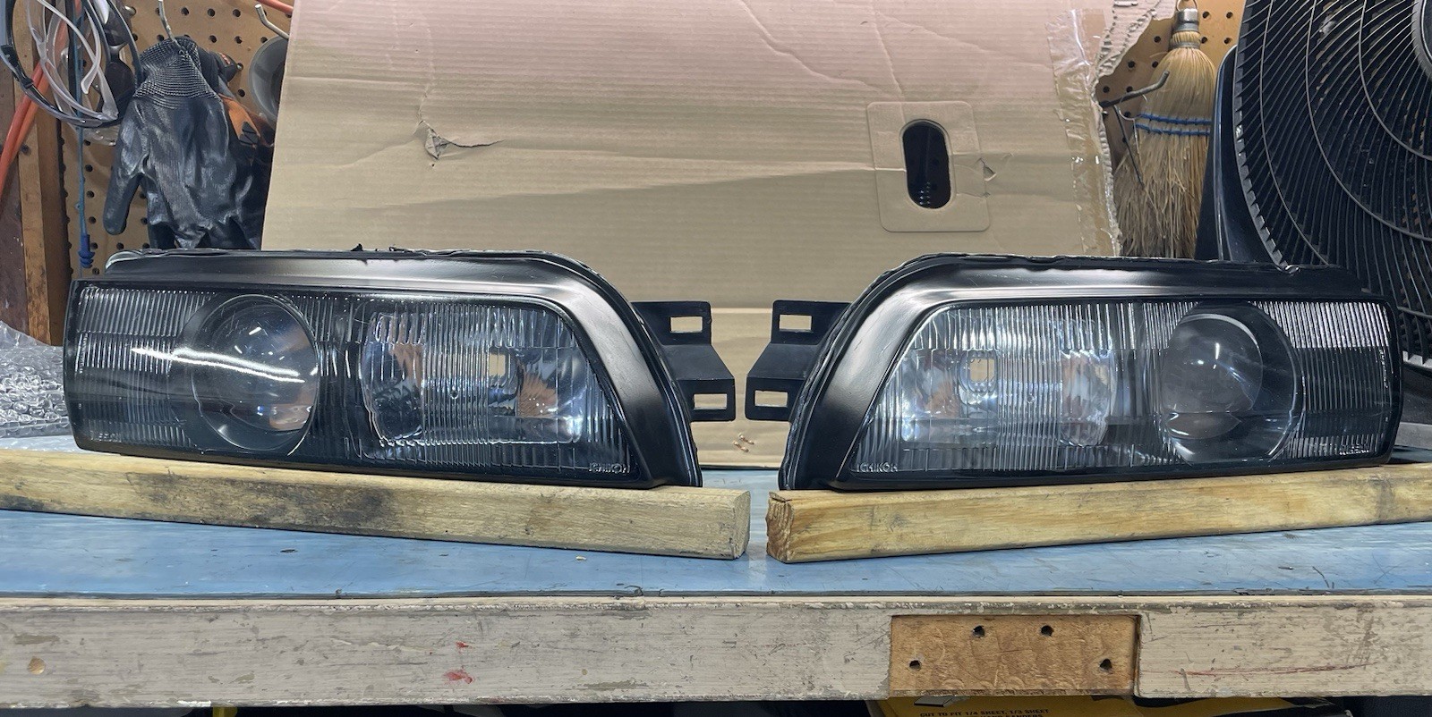 R32 NISSAN SKYLINE GTR OEM HEADLIGHTS