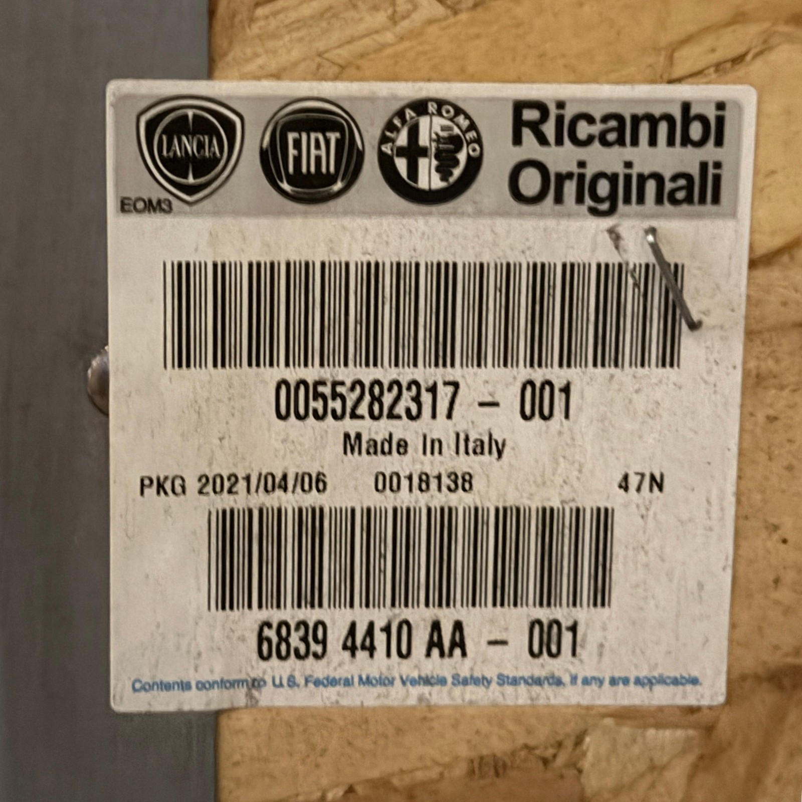 Genuine Mopar Engine 2018–2019 Alfa Romeo 4C 68394410AA NEW OEM Genuine Mopar Engine 2018–2019 Alfa Romeo 4C 68394410AA NEW OEM