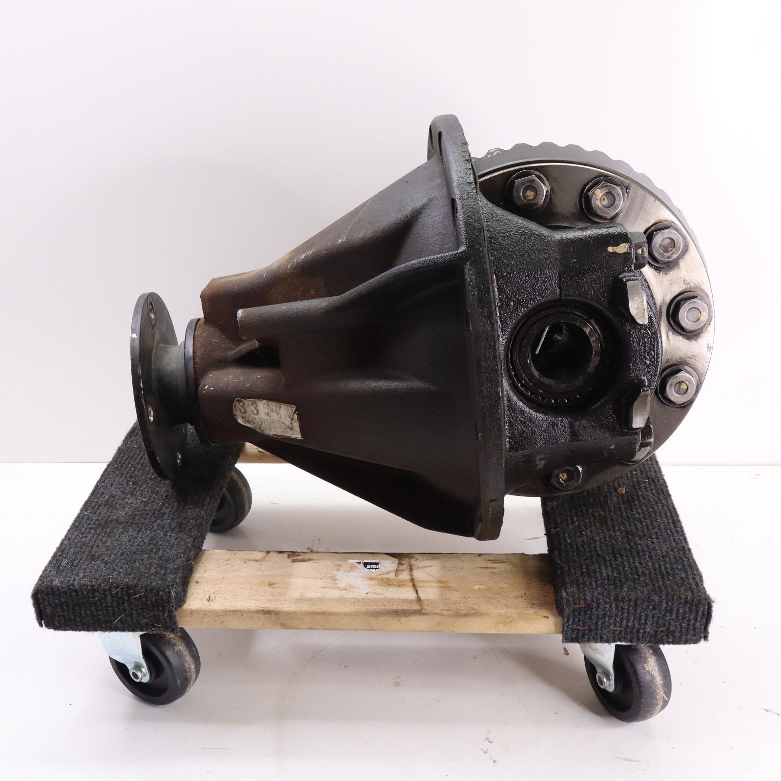 07-20 Toyota Tundra 4.3 10.5” Ring Gear Rear Differential Axle Carrier