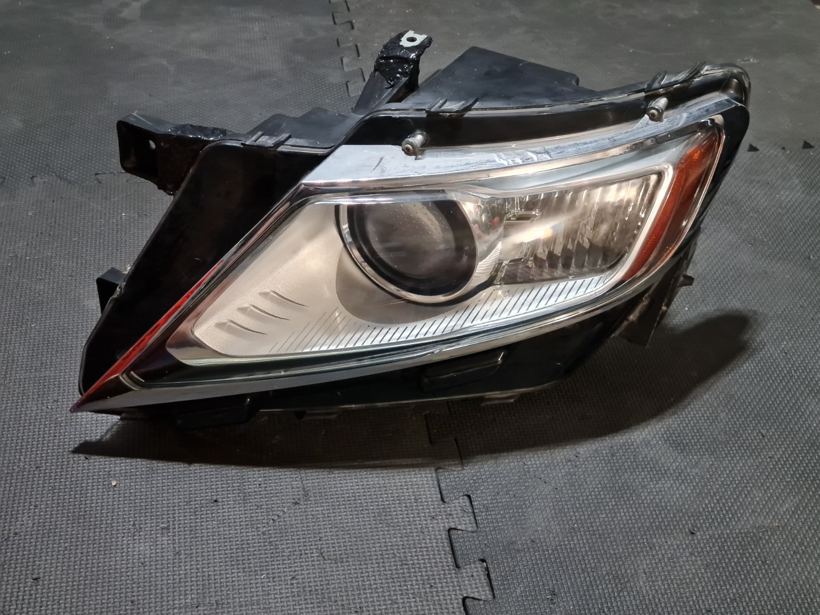 2011-2015 LINCOLN MKX LEFT DRIVER HALOGEN HEADLIGHT LAMP OEM