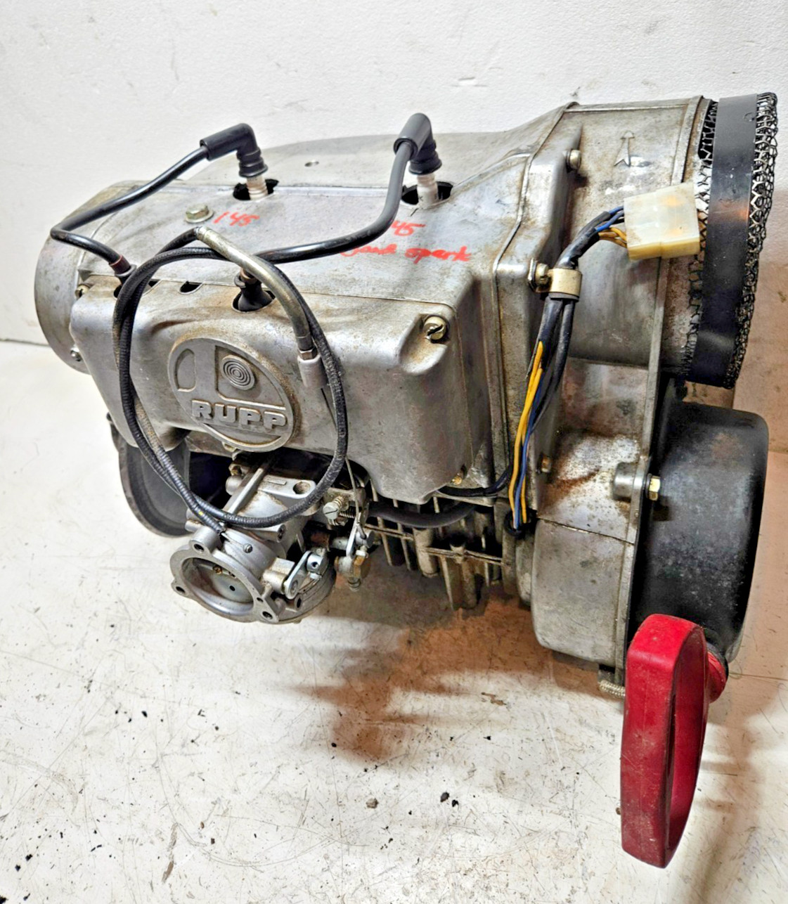 Vintage Rupp 440 Snowmobile Engine American Nytro 145/145 psi Good Spark TR440-2 Vintage Rupp 440 Snowmobile Engine American Nytro 145/145 psi Good Spark TR440-2