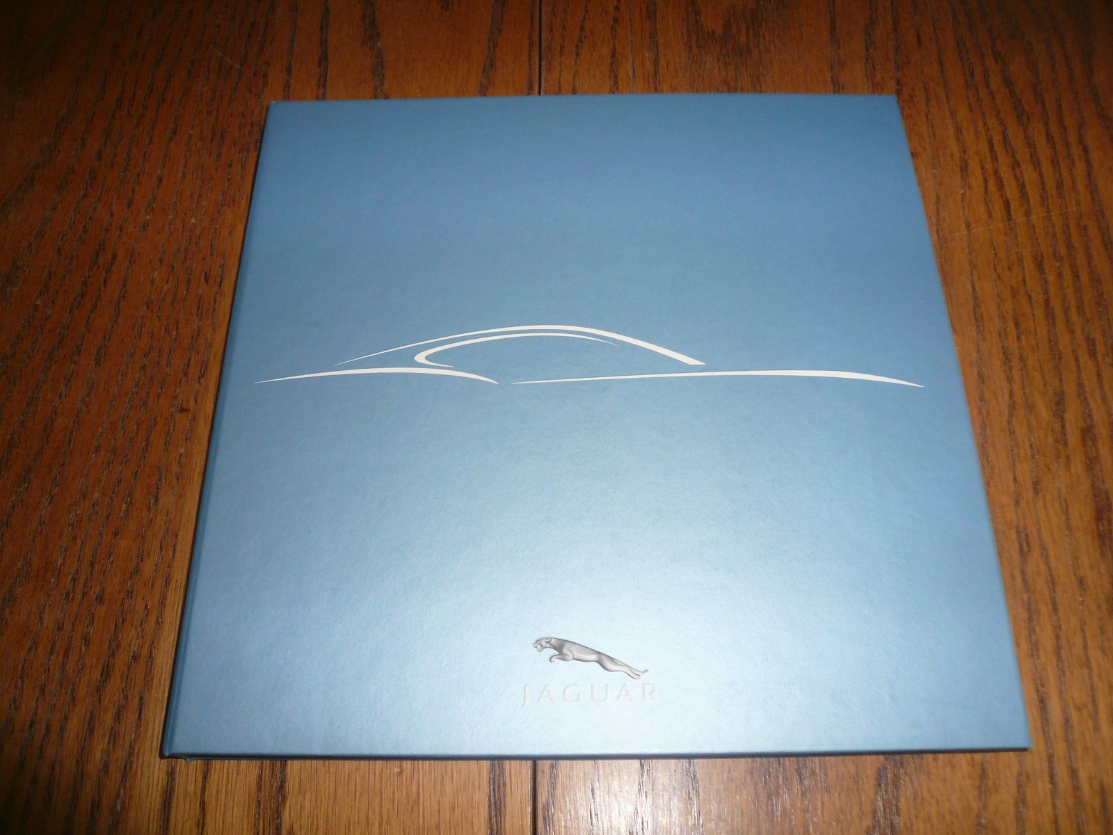 Jaguar Advanced Lightweight Coupe Concept Hardbound Sales Brochure with CD-Rom Jaguar Advanced Lightweight Coupe Concept Hardbound Sales Brochure with CD-Rom