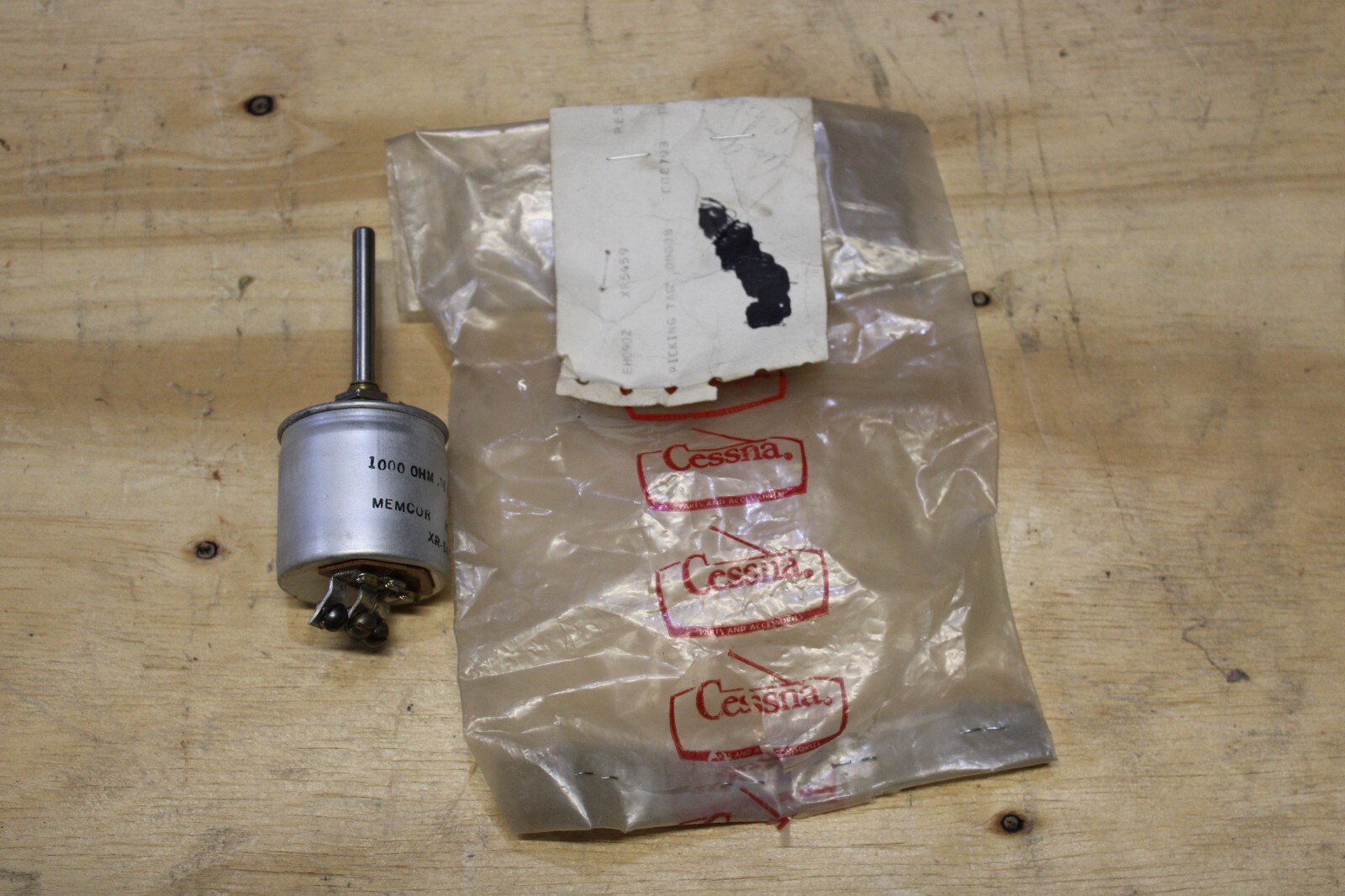 Cessna P/N XR5439 (XR-5459) Cowl Flap Resistor