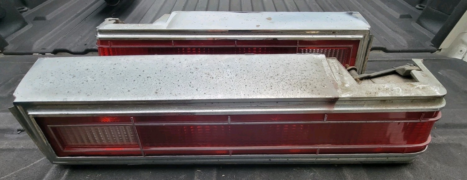 1978-1980 Buick Regal 2dr Left Right Tail Light Assembly OEM Taillights