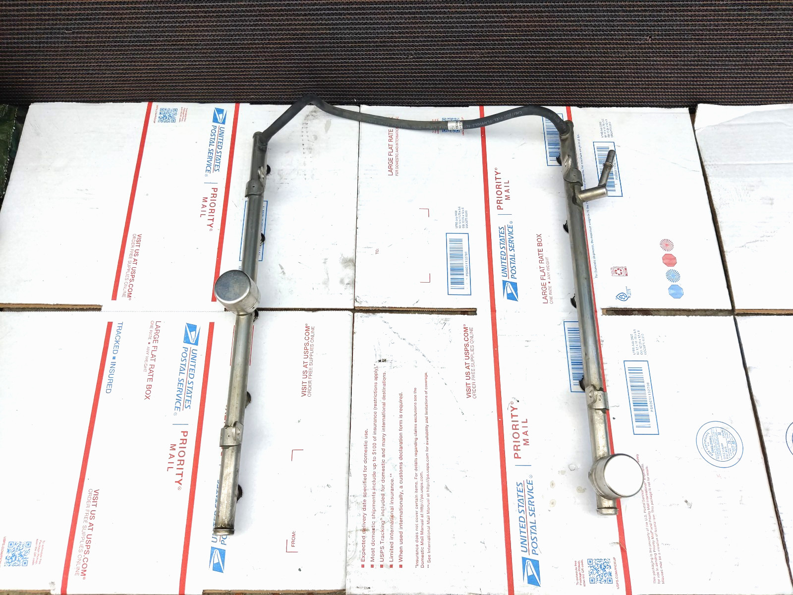 Ford E350 E450 Van Econoline 6.8L V10 SOHC Fuel Rail Set 9C2E-9F792-BB OEM 08-19