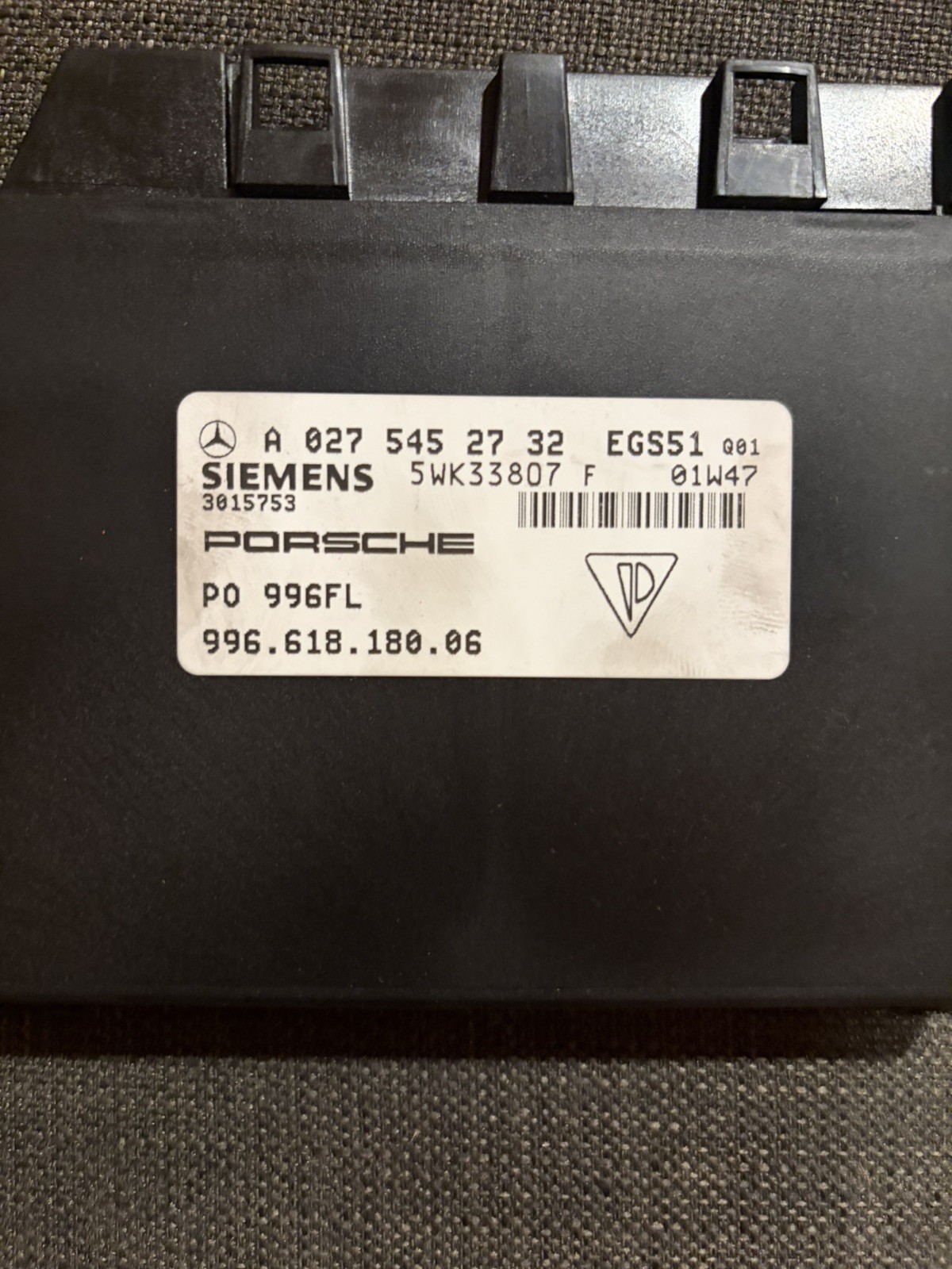 2002-2004 Porsche 911 996 Transmission Control Module TCM 99661818007 OEM