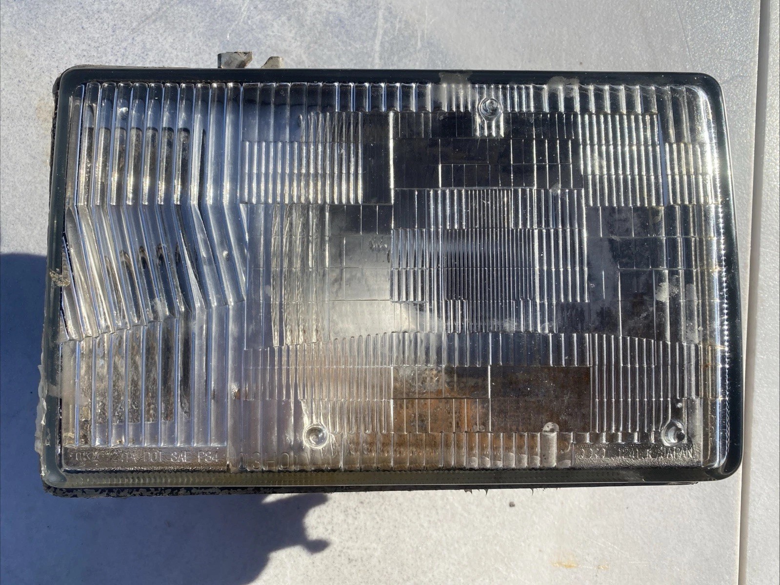 1987-1991 Isuzu Trooper Glass Headlight Front Lamp Right Passenger Side 87-91 1987-1991 Isuzu Trooper Glass Headlight Front Lamp Right Passenger Side 87-91