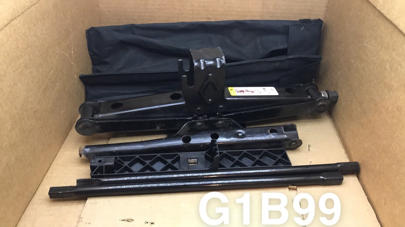 2008-2020 TOWN COUNTRY GRAND CARAVAN EMERGENCY SPARE TIRE JACK KIT TOOLS BAG