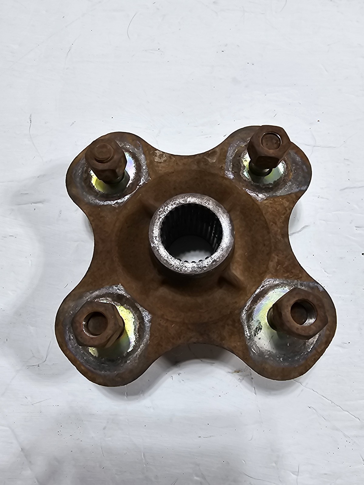 1989 Yamaha Big Bear 350 YFM350FW 4x4 OEM REAR BACK WHEEL RIGHT OR LEFT HUB